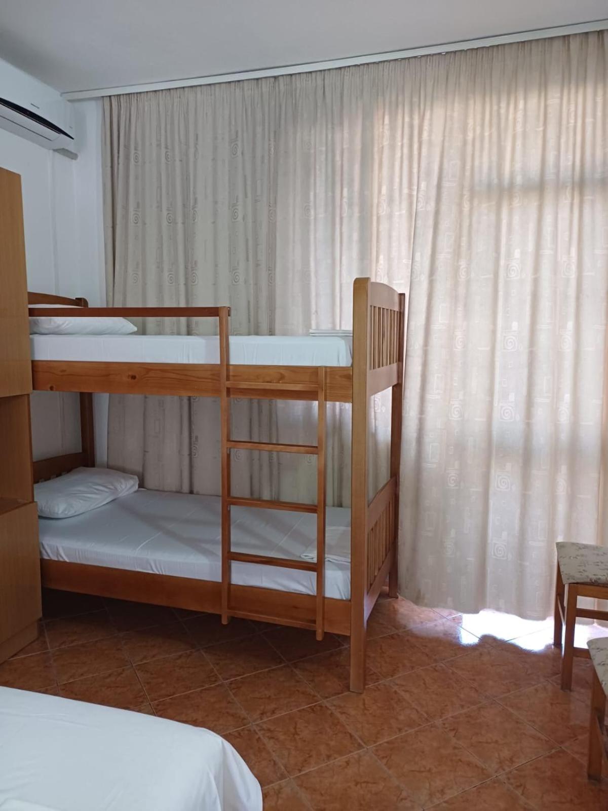 Arben Apartment Durres Ngoại thất bức ảnh